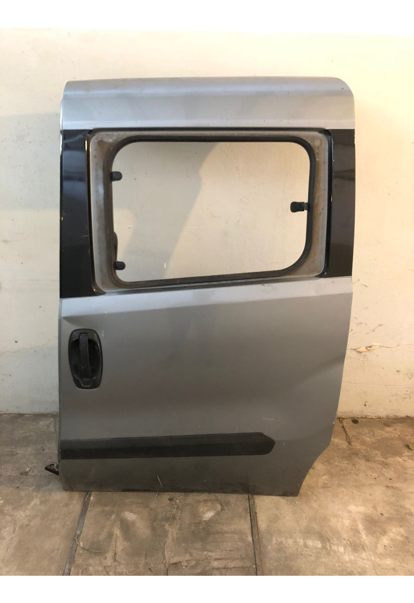 Puerta Trasera Izquierda Fiat Doblo (05136833)