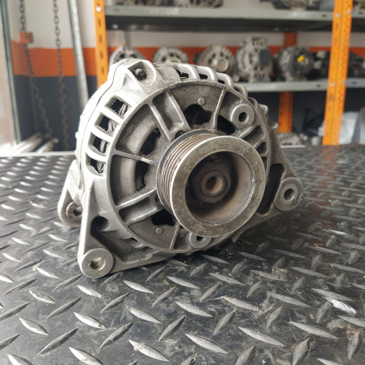 Alternador Ford Escort (01852052)