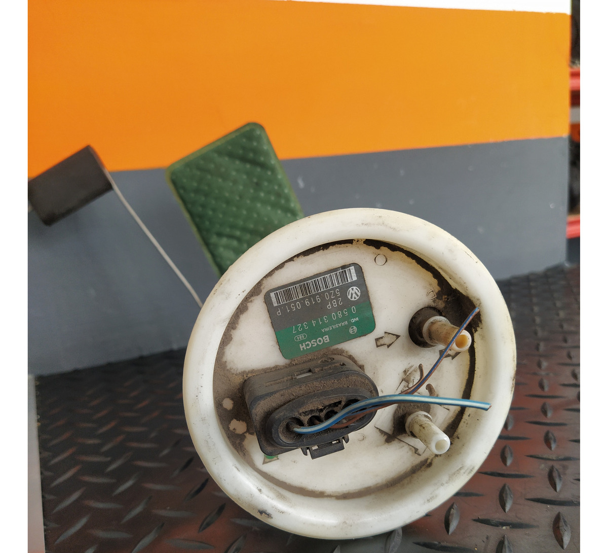 Bomba De Nafta 4 Pines Volkswagen Gol Trend 1.6 - Imagen 2