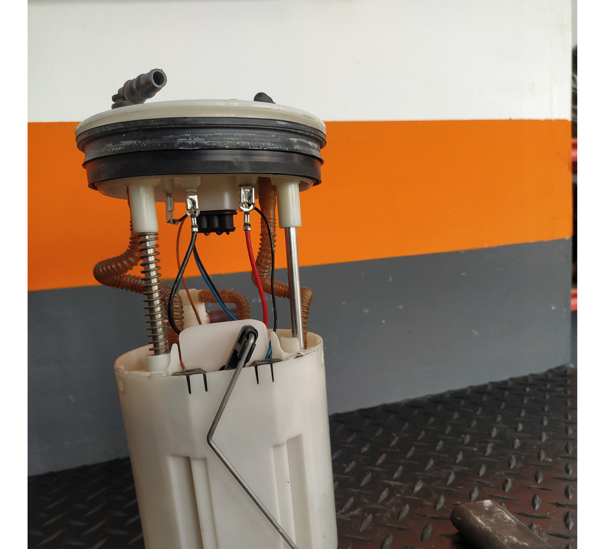 Bomba De Nafta 5 Pines Volkswagen Fox Suran Msi (5 Pines)