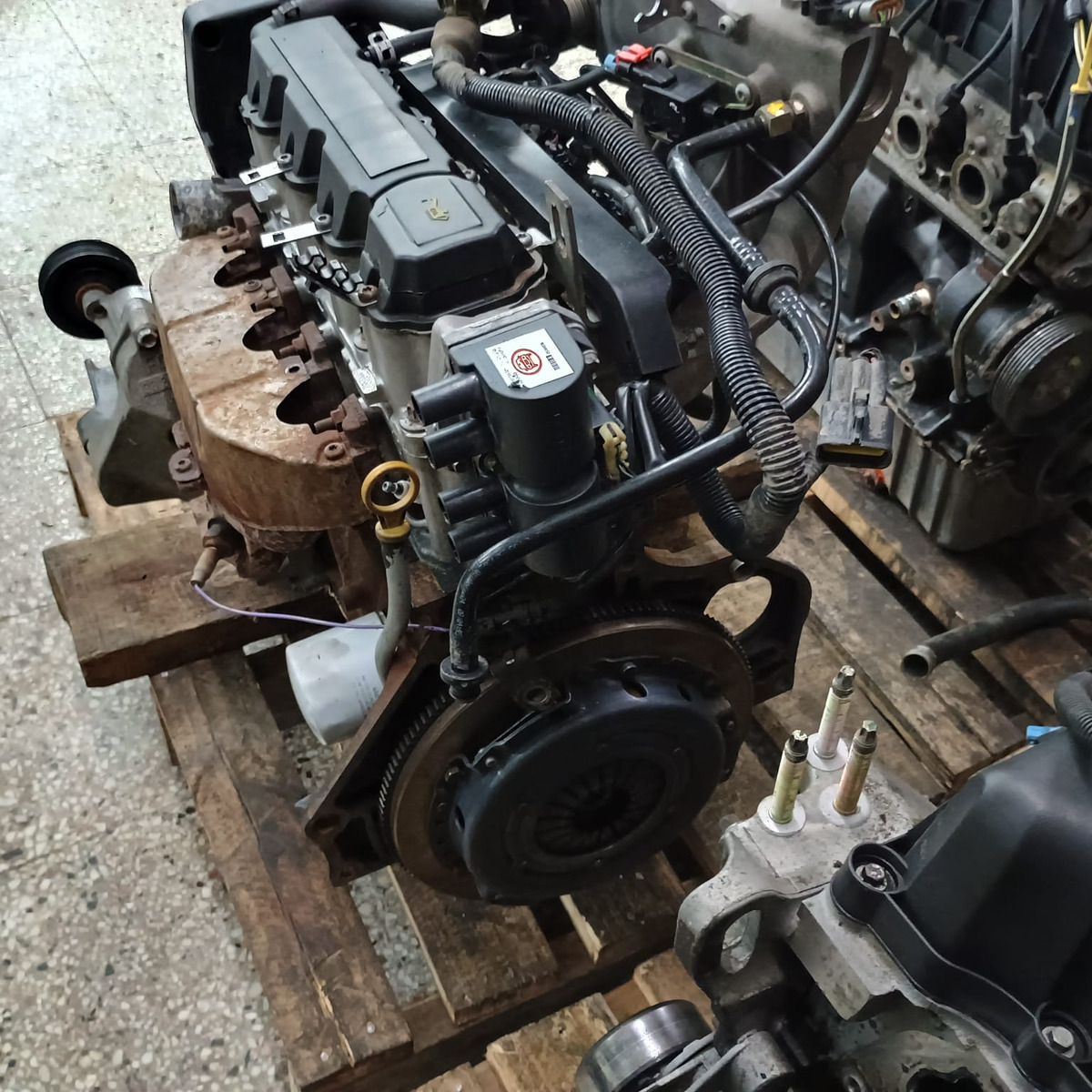 Motor Semiarmado Suzuki Fun 1.0 Chevrolet Celta 2002 - Imagen 2