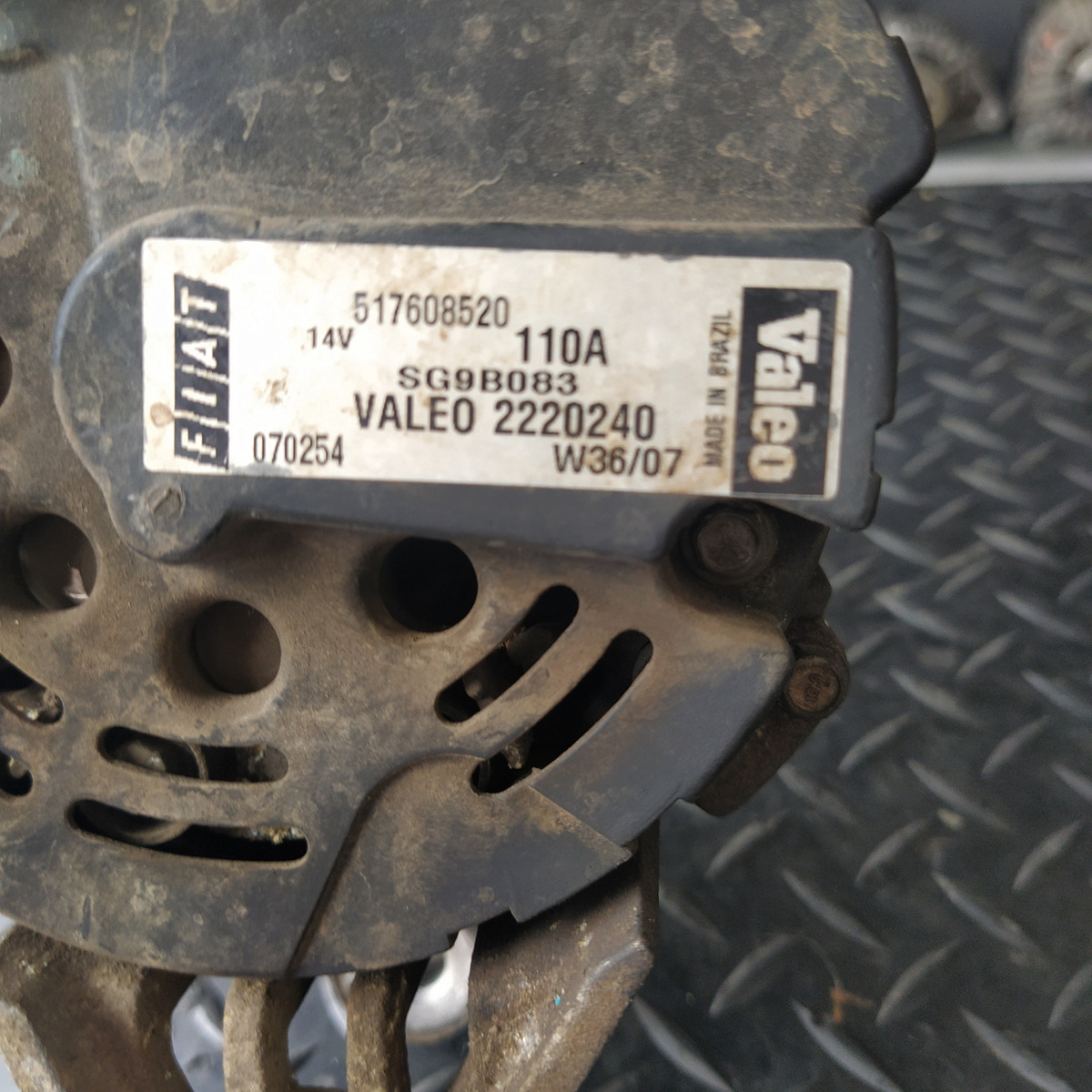 Alternador Fiat Punto Idea 1.8 - Imagen 6