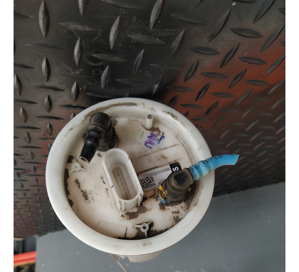 Bomba De Nafta 5 Pines Volkswagen Fox Suran Msi (5 Pines) - Imagen 2