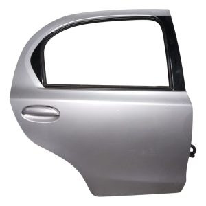 Puerta Trasera Derecha De Toyota Etios 1.5 Xls 2017