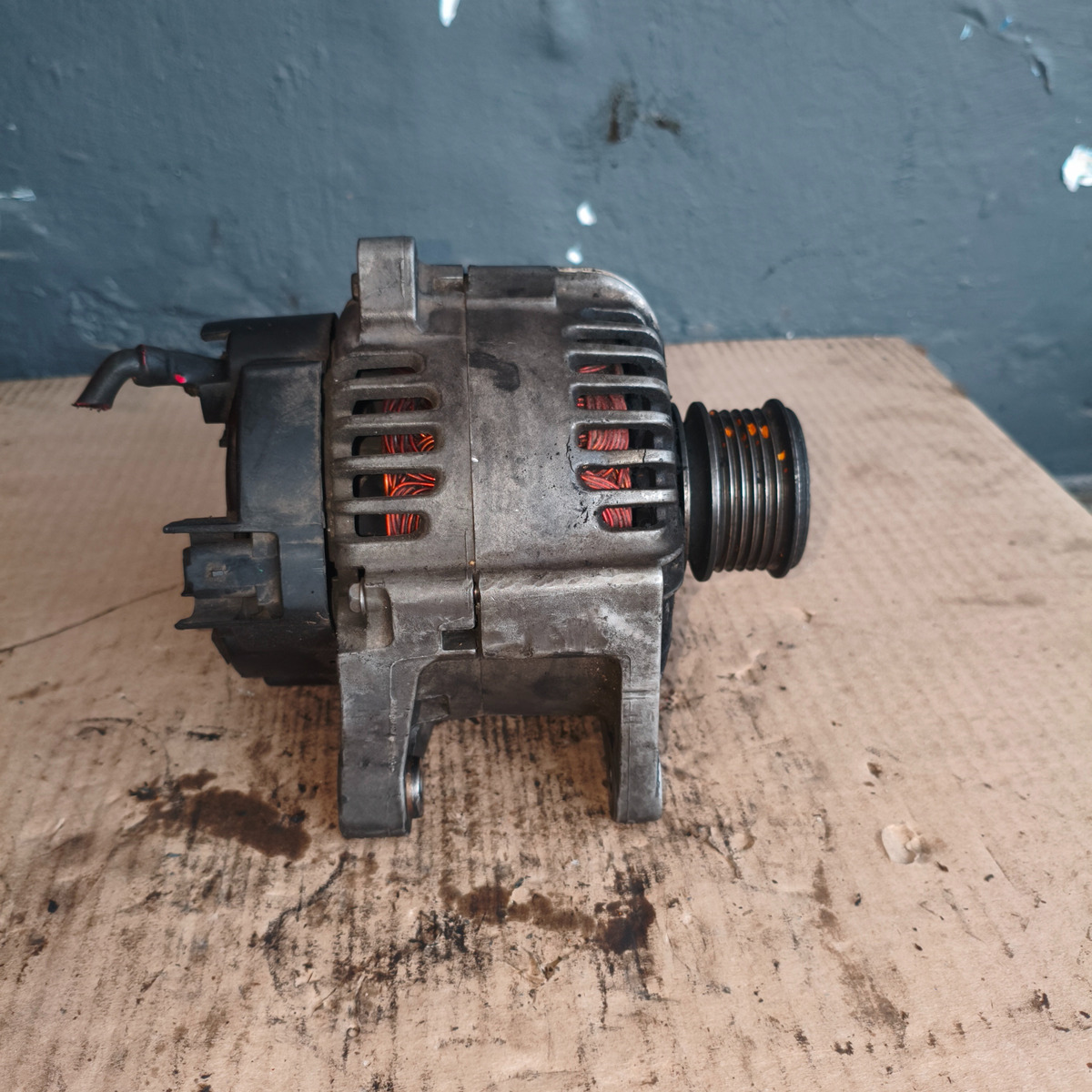 Alternador Renault Clio 1.5 Dci K9k Usado - Imagen 2