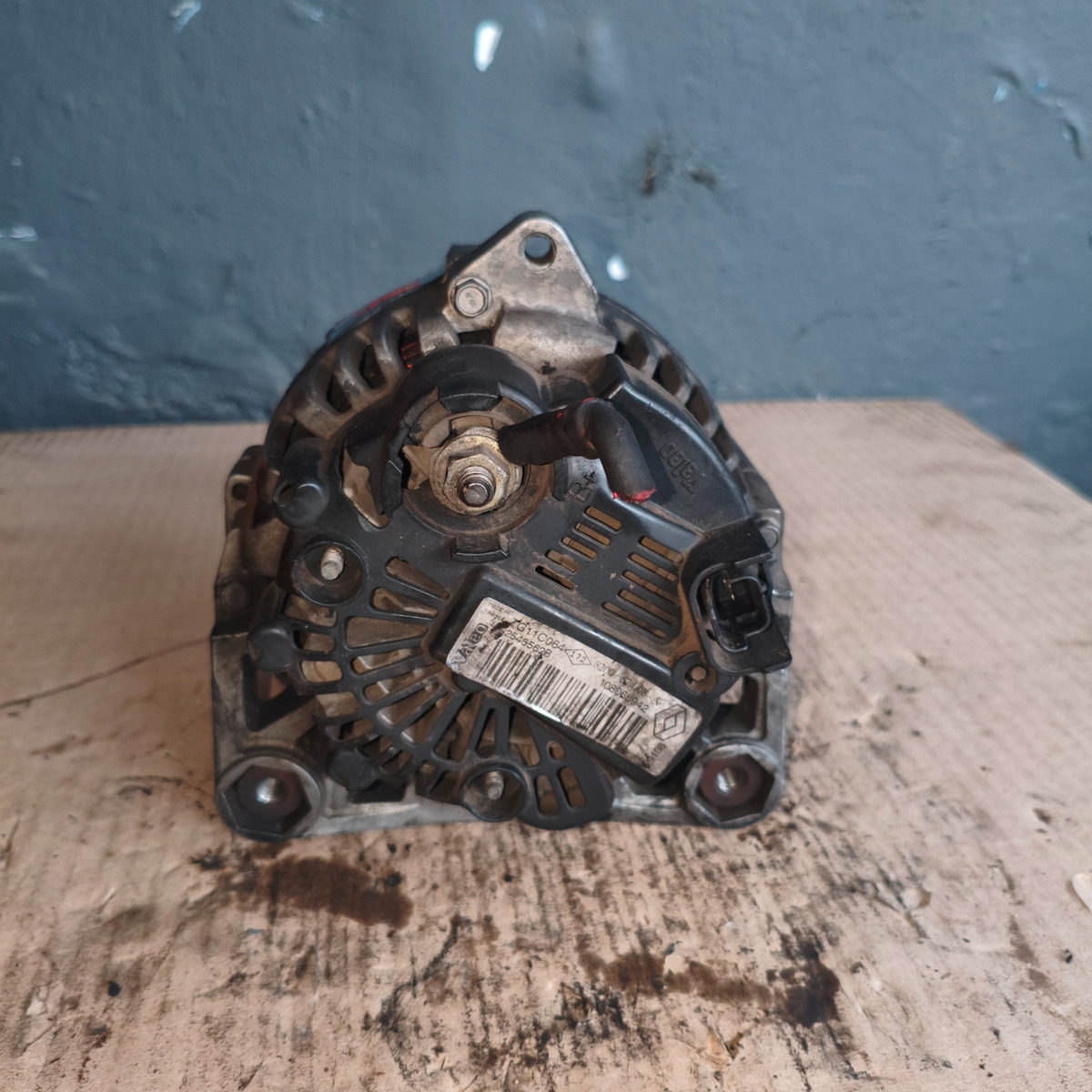 Alternador Renault Clio 1.5 Dci K9k Usado - Imagen 3