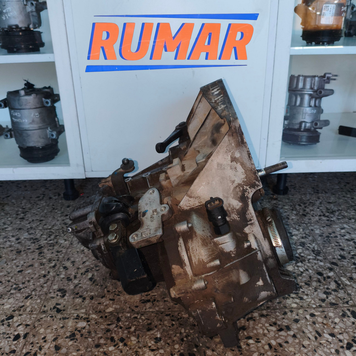 Caja De Velocidades Fiat Palio 1.4 8v (usado) - Imagen 4