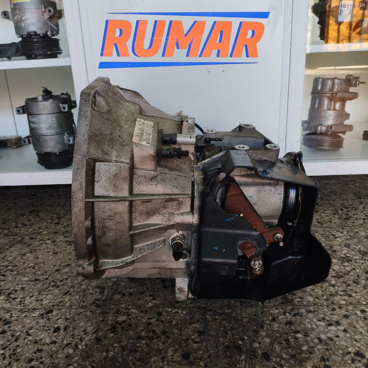 Caja De Velocidades Ford Fiesta 1.4 8v Tdci (usado) - Imagen 2