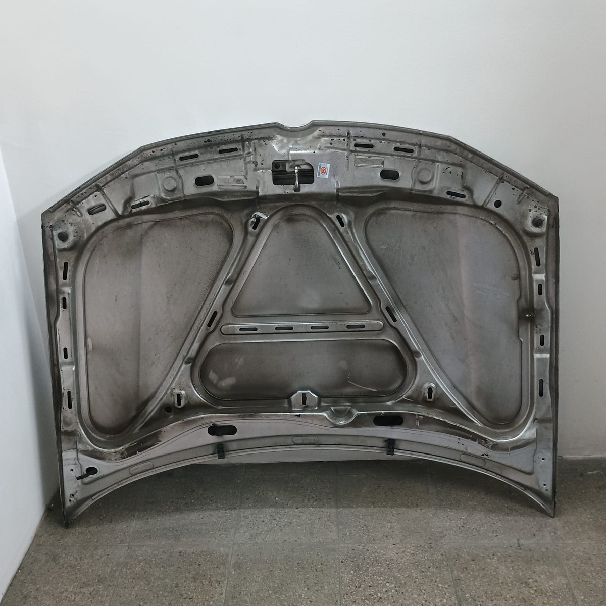 Capot Volkswagen Bora Linea Nueva 07-15 (05946626) - Imagen 2