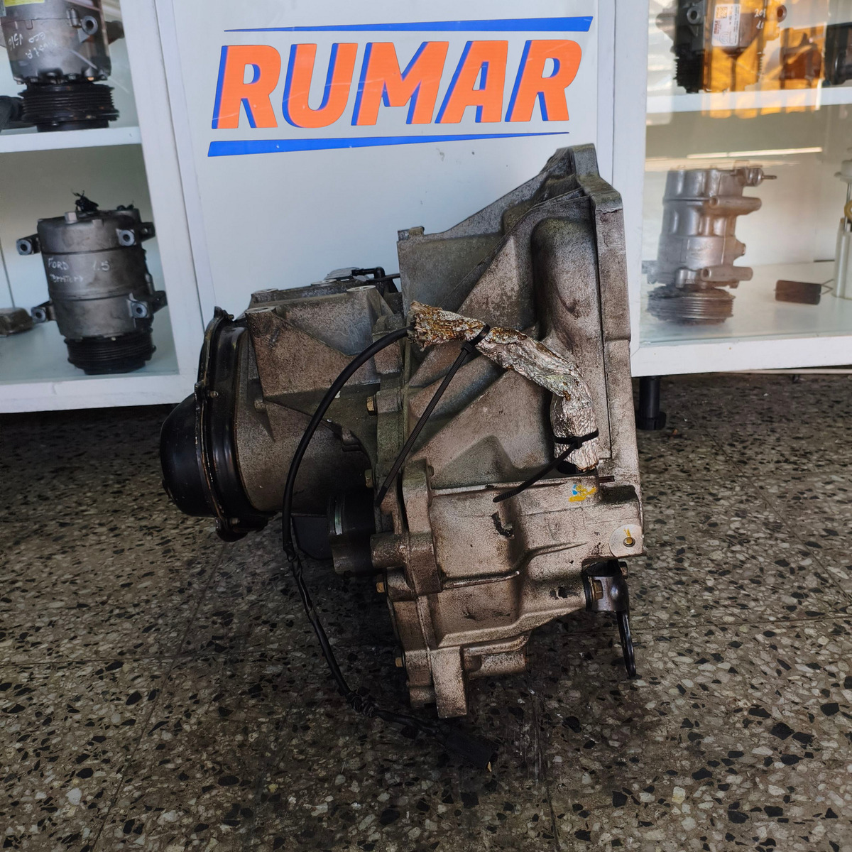 Caja De Velocidades Ford Fiesta 1.4 8v Tdci (usado) - Imagen 4