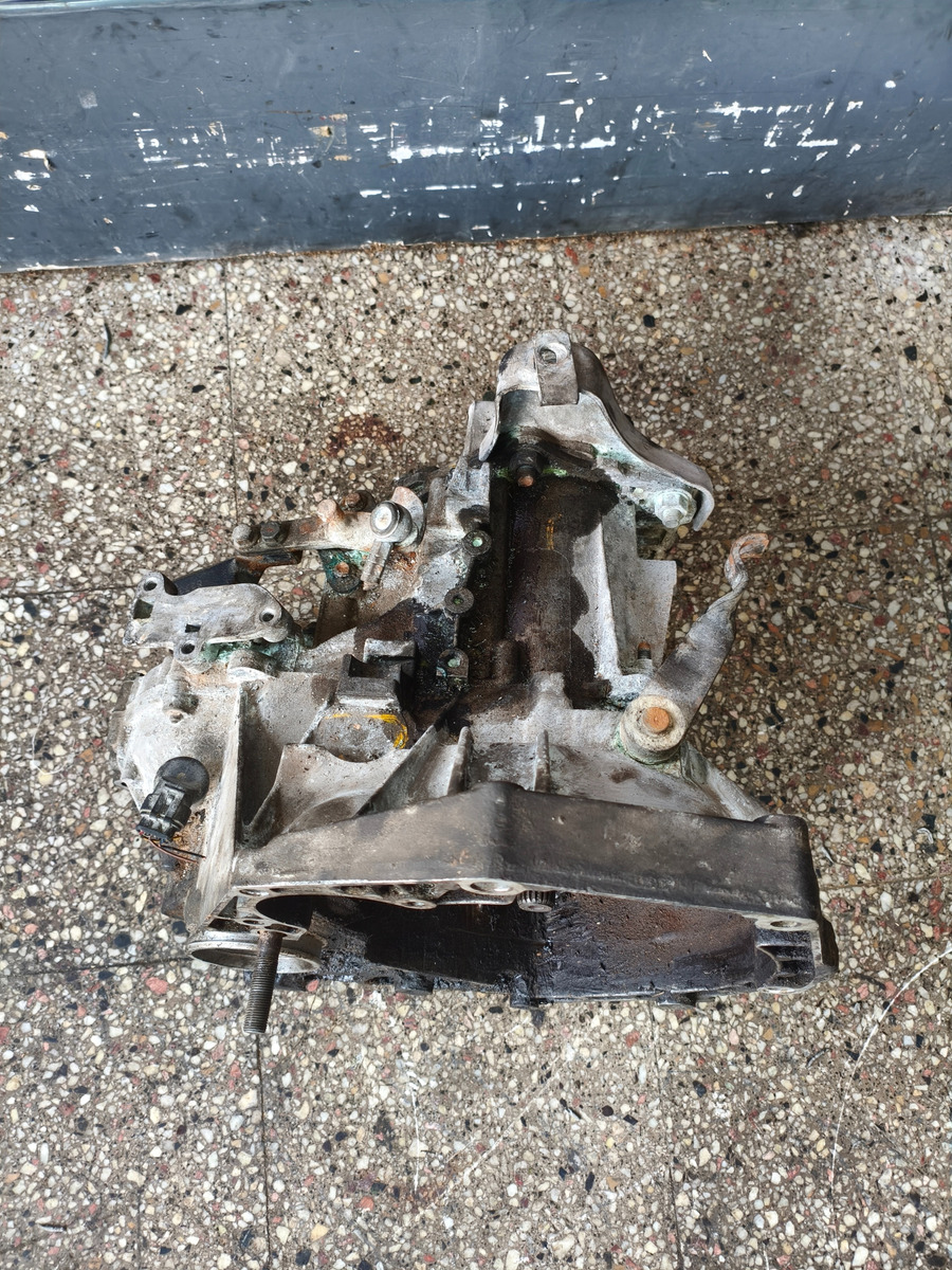 Caja De Velocidades Fiat Fiorino 1.3 8v (usado) - Imagen 2