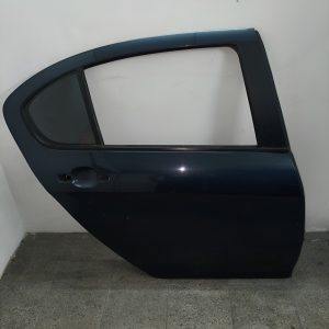 Puerta Trasera Izquierda Peugeot 408 2011/16 (05875121)