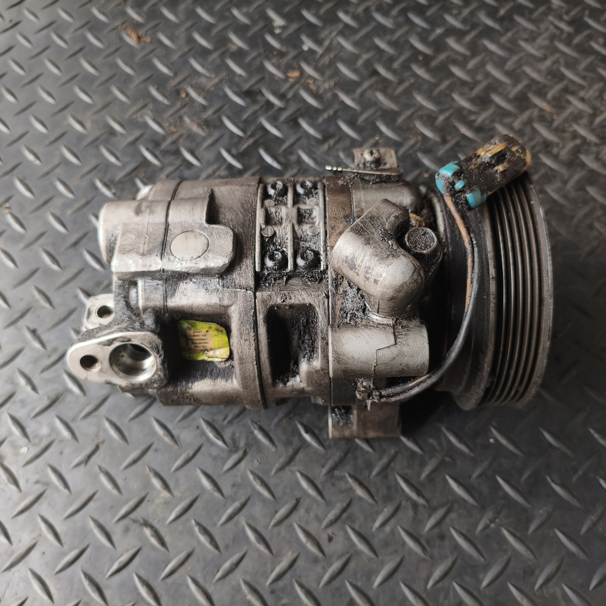 Compresor De A/a Chevrolet Corsa 1.6 (05847311)