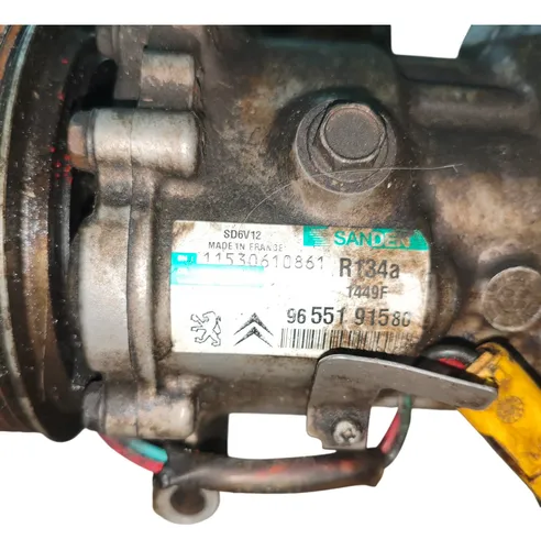 Compresor De A/a Peugeot 206 1.6 16v (03080915) - Imagen 5
