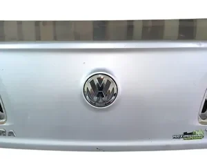Tapa De Baul Vw Bora (06125728)